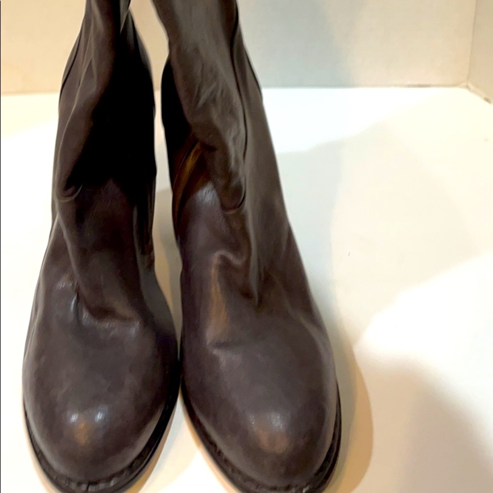 Alberto Fermani leather boots